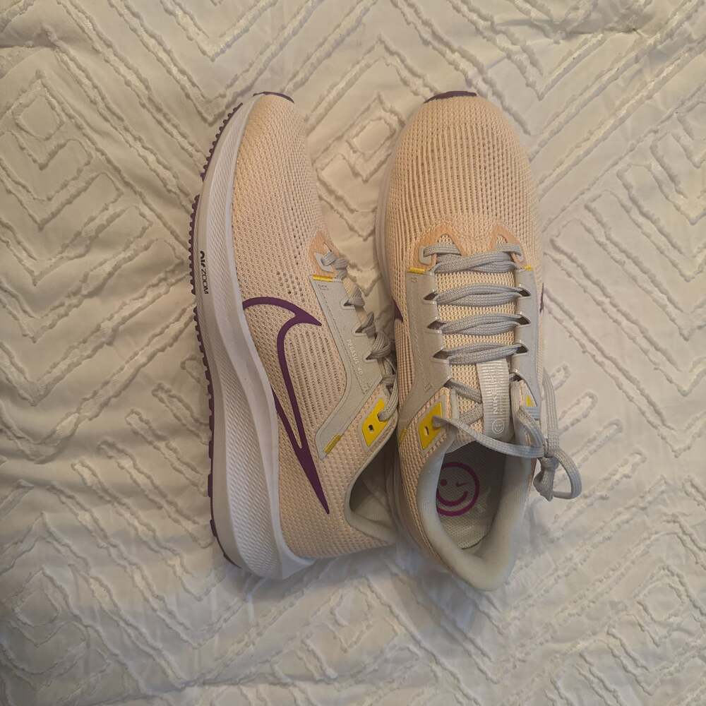 Nike Women's Air Zoom Pegasus 40 'Guava Ice Vivid Purple' Road Running Shoes